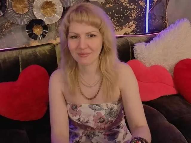 NatalyChanel from BongaCams