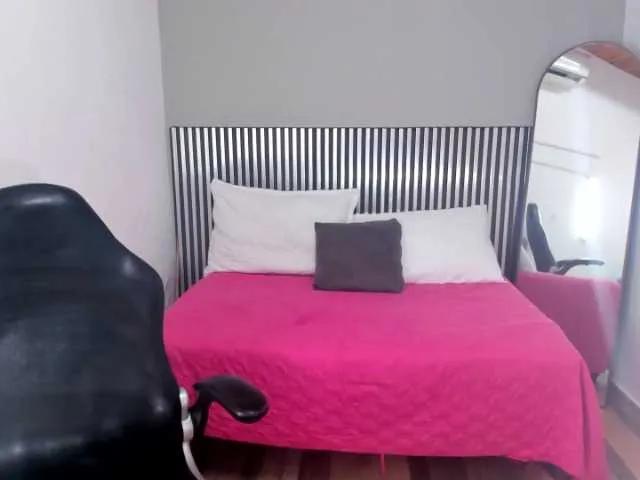 NatashaJurado from BongaCams