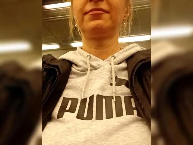 NatashaNannette from BongaCams
