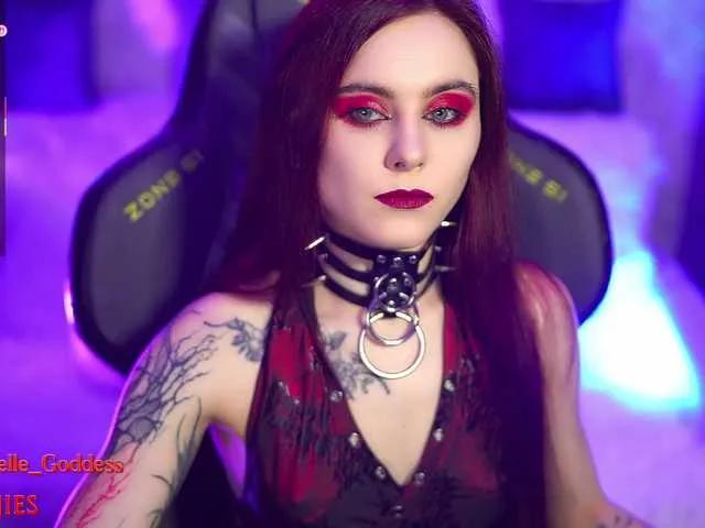 Nellene from BongaCams