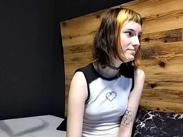 NellieKlingelhoefer from BongaCams