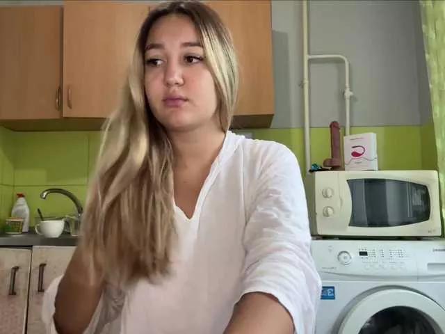 Nelly-Fischer from BongaCams