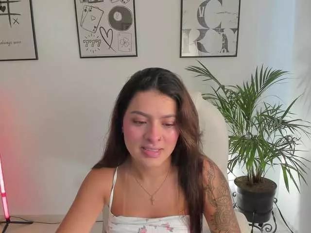 NiiaEvans from BongaCams