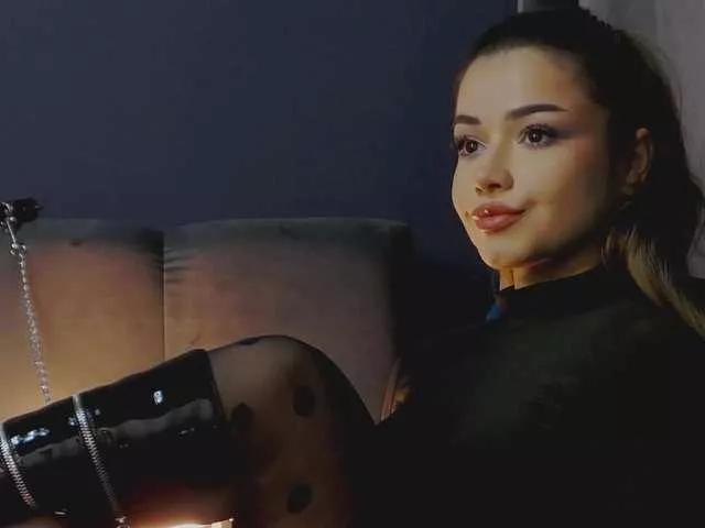NikiBryce from BongaCams