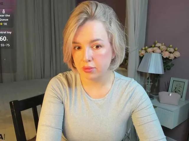 Nikki-Kai from BongaCams