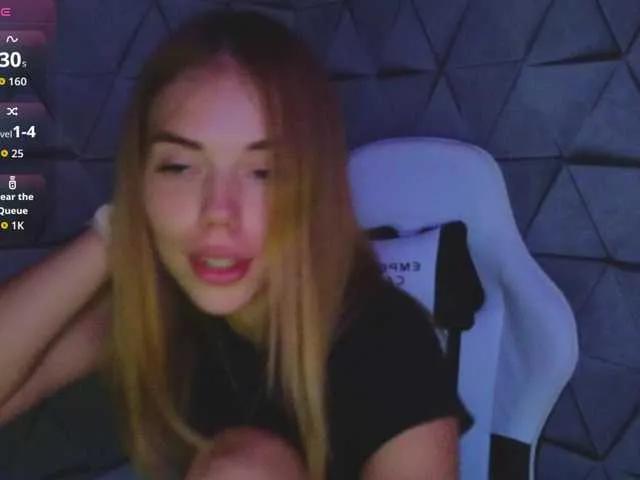 NikolSol from BongaCams