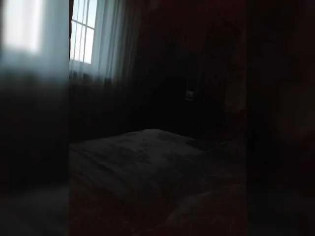 P-a-n-t-h-e-r from BongaCams