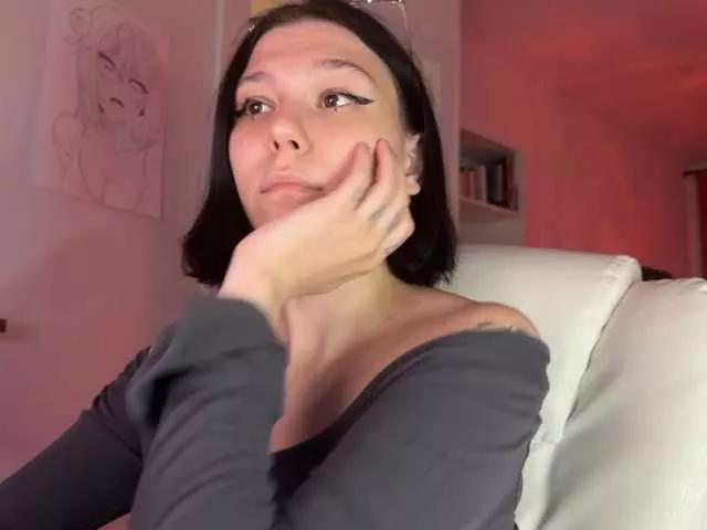 PinkDolly18 from BongaCams
