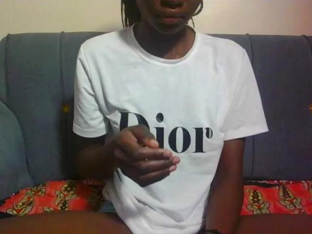 Preetygirl from BongaCams