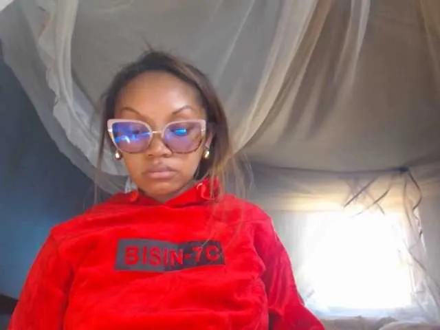 pretty-ass from BongaCams is Freechat