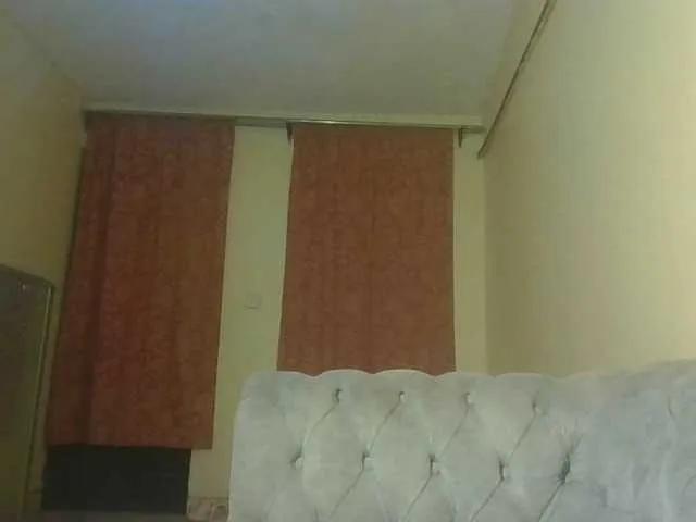 Queenivy from BongaCams