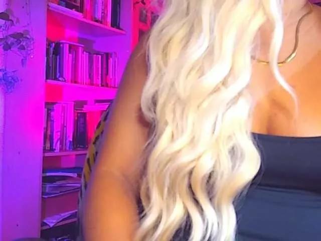Queensativa from BongaCams
