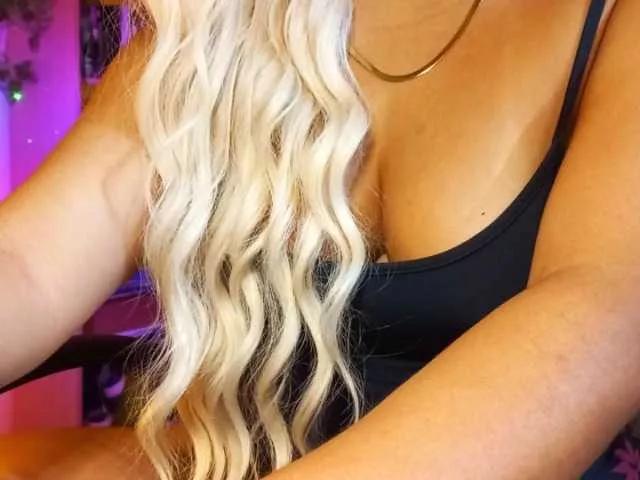 Queensativa from BongaCams