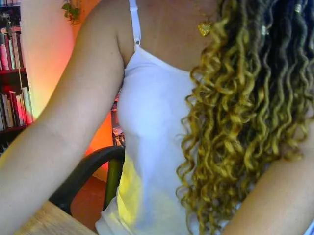 Queensativa from BongaCams
