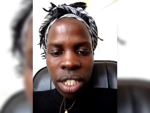 QueenTerry from BongaCams