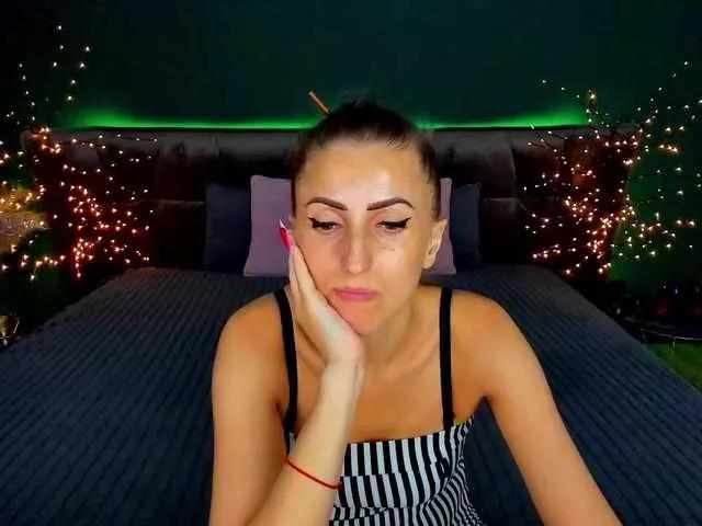 RebecaDiamond from BongaCams