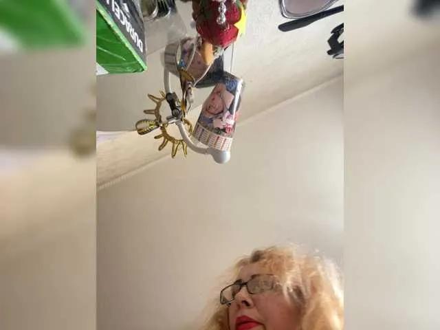 Ritia from BongaCams