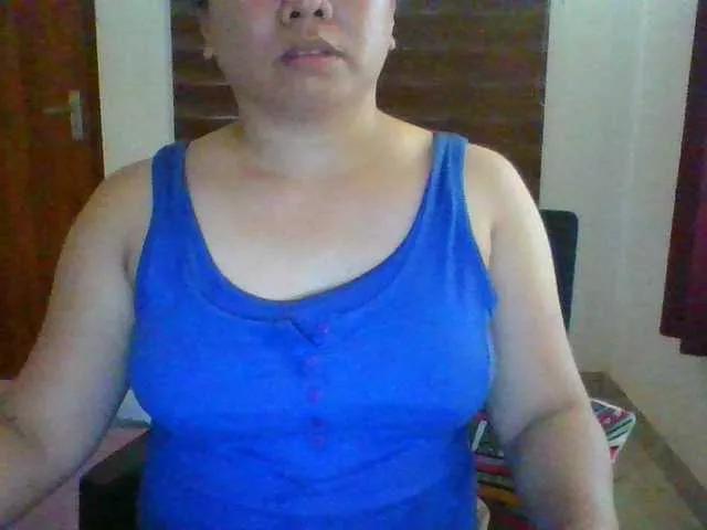 RossyLove from BongaCams
