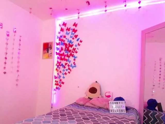 Sammyviolet from BongaCams