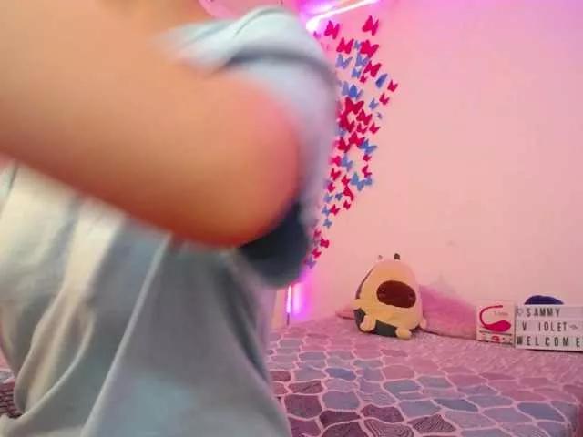 Sammyviolet from BongaCams