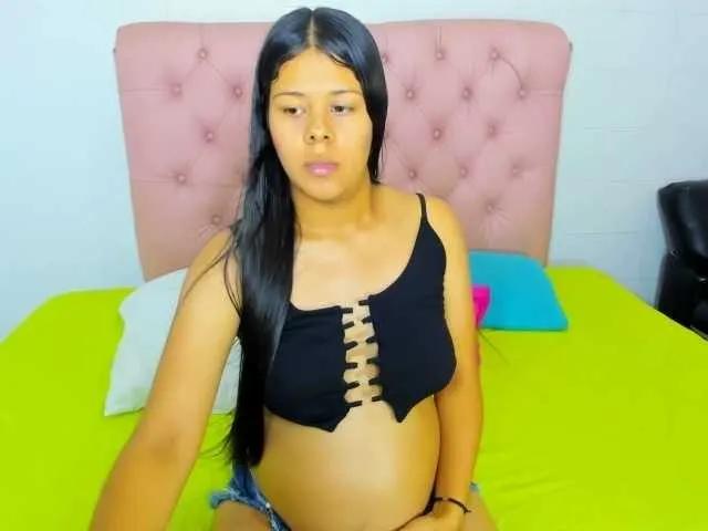 sara-liseth from BongaCams is Freechat