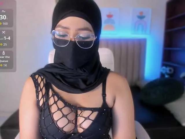 Sasha-anaan from BongaCams