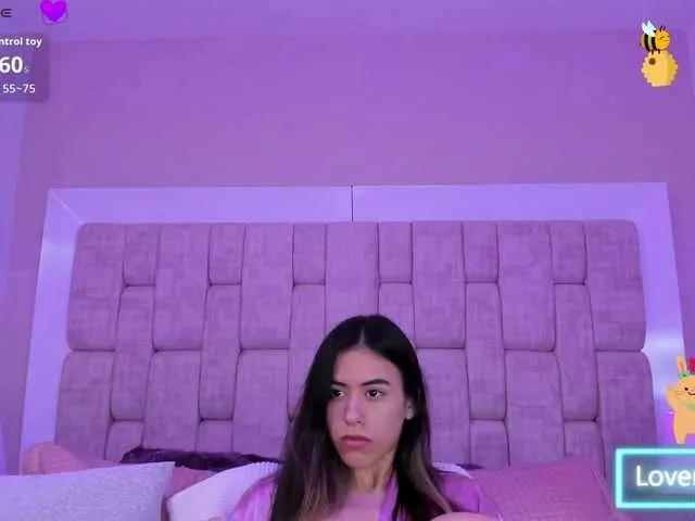 SashaCollinss from BongaCams