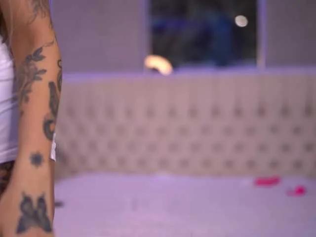 SashaFerrera from BongaCams
