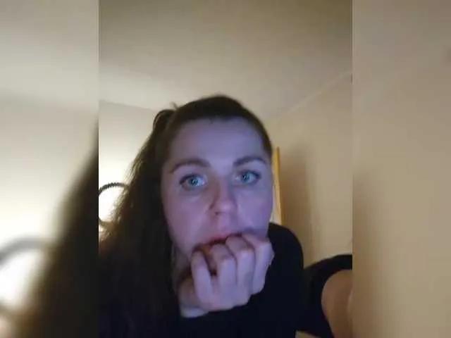 SashaSquirt1 from BongaCams is Freechat