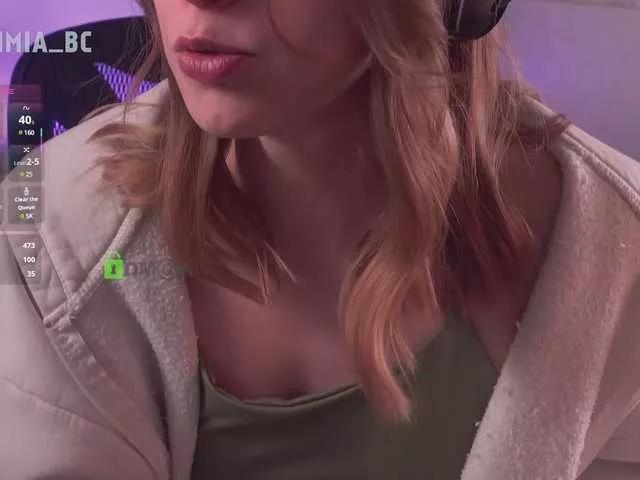 SashiMIa from BongaCams
