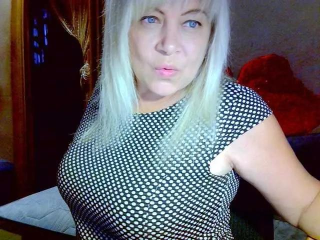 Savan35na from BongaCams