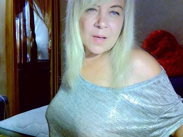 Savan35na from BongaCams