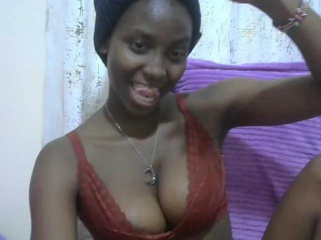 Sexythiny from BongaCams is Freechat