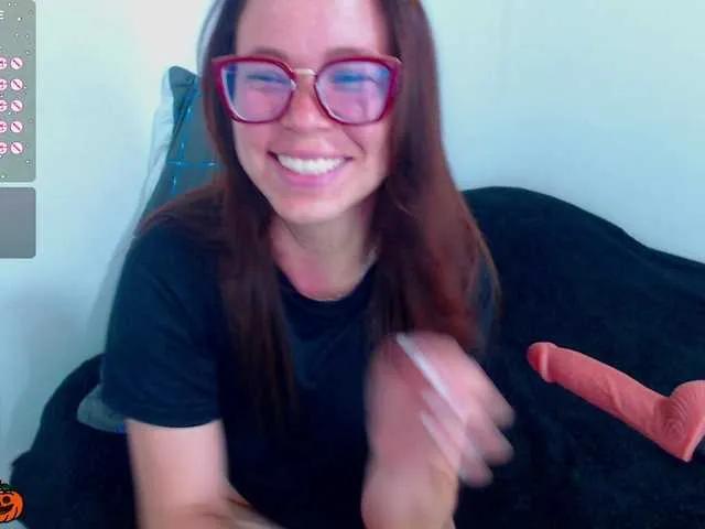 SharonAGT from BongaCams