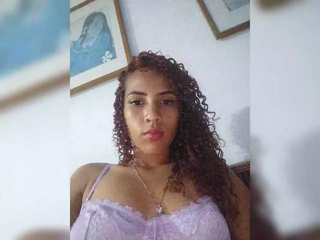 ShaylaDavis from BongaCams