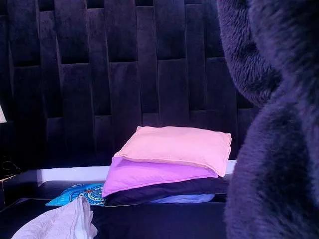 Shels-loreds from BongaCams