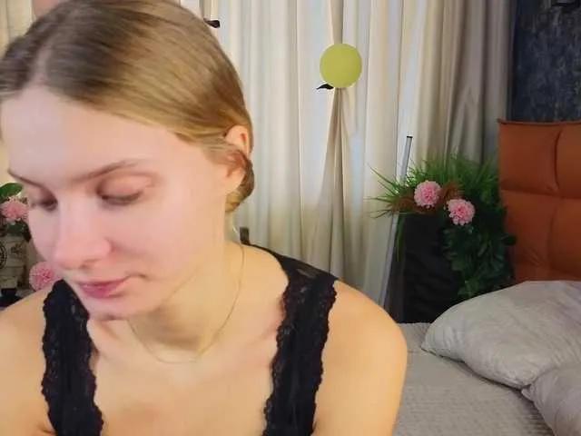 Checkout girls naked models with similar nickname. Cute sexy Free Models.