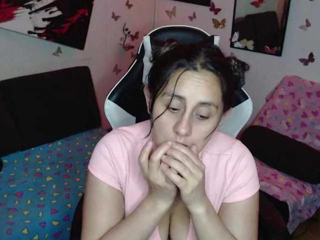 SophiaaVega from BongaCams