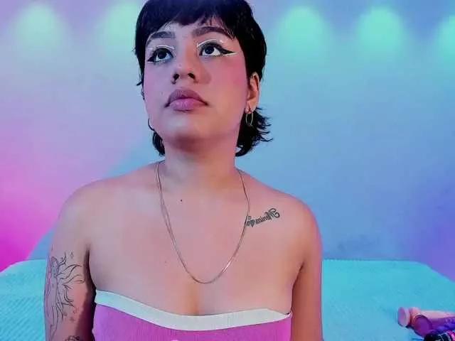Sowyvenus from BongaCams