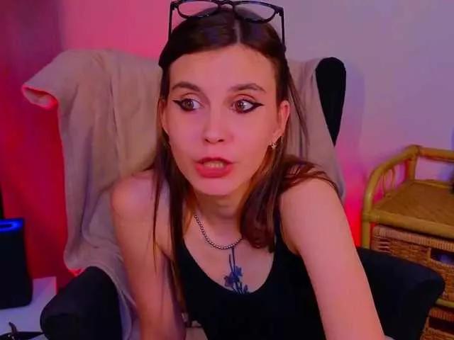 SusieMorris from BongaCams