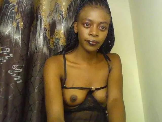 SweetAlly from BongaCams