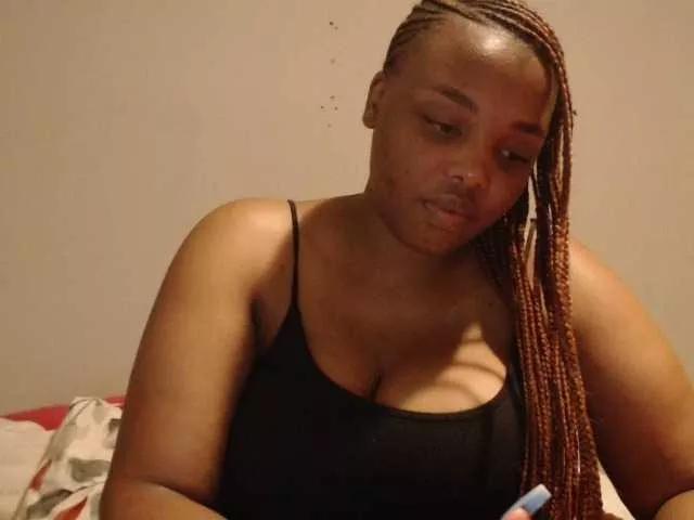 SweetApple from BongaCams