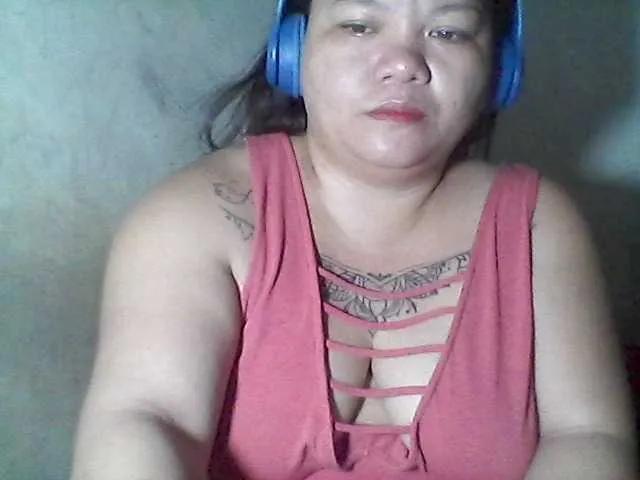 Sweetasian33 from BongaCams