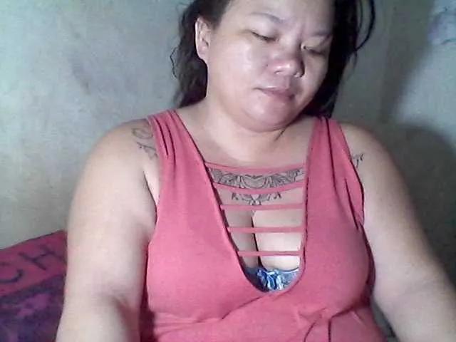 Sweetasian33 from BongaCams