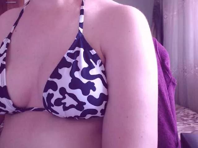sweetbrunete from BongaCams