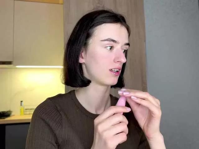 SweetieTati from BongaCams