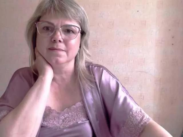 sweetsunset11 from BongaCams