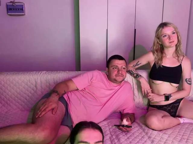 Sweety-couple from BongaCams