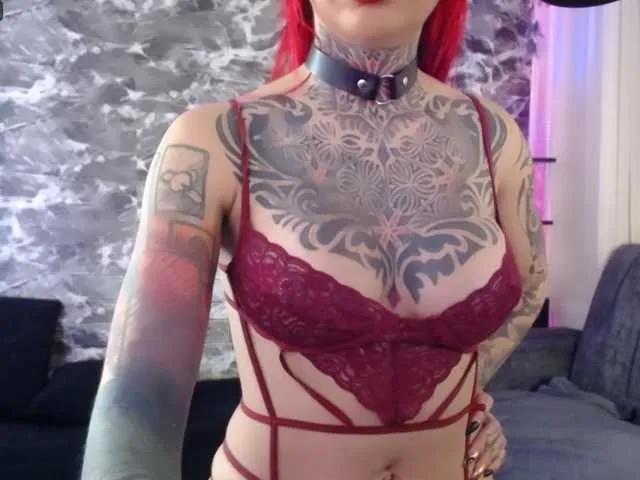 TamaraWaxx from BongaCams
