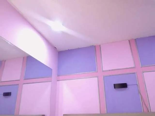 Tiiny-emilly from BongaCams